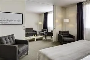 Hotel Amister Via Augusta 3*